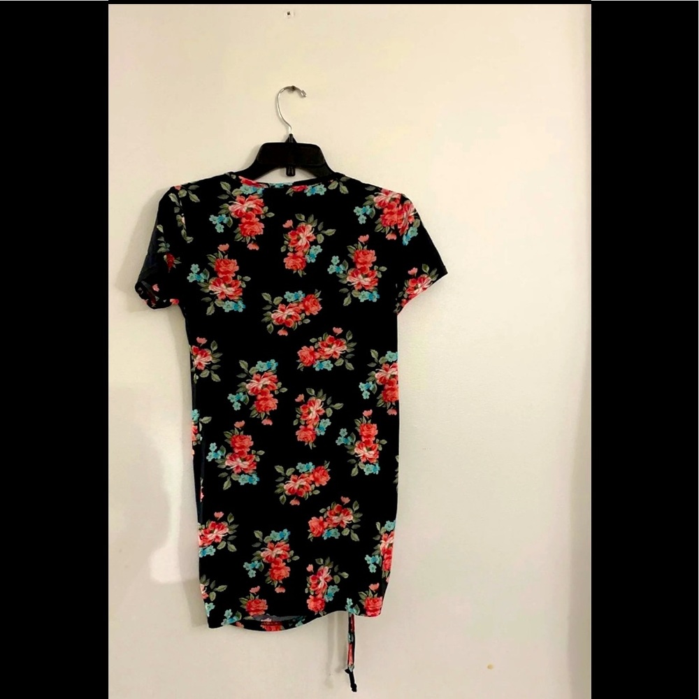Dresses for women above the knee